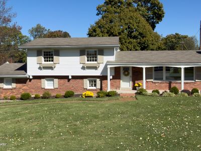 905 Iola Rd, Louisville, KY, 40207