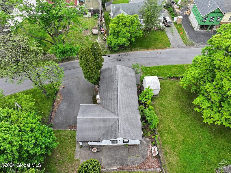 4th image of 43 N Washington Street
