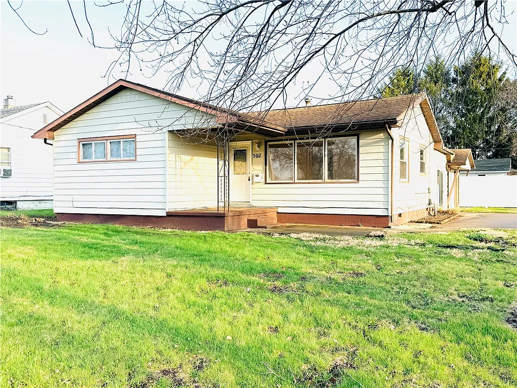 502 W Elm St photo 1