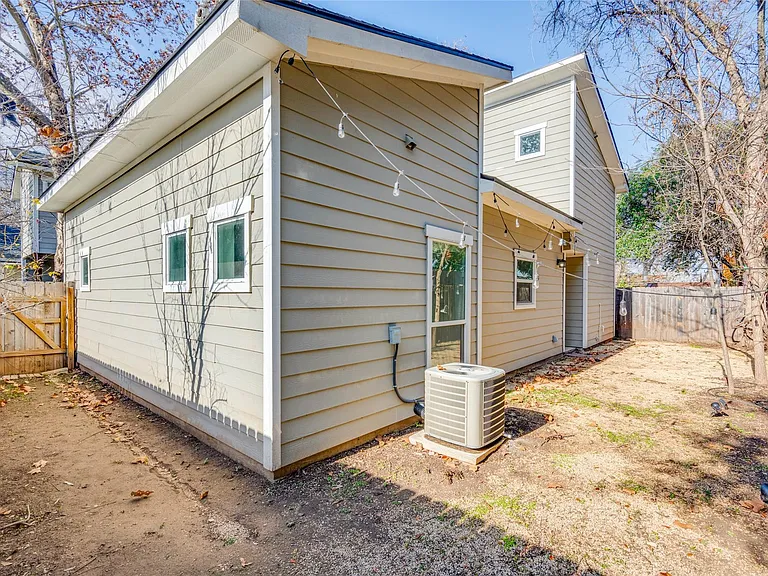 811 Gunter St #B — Photo 30