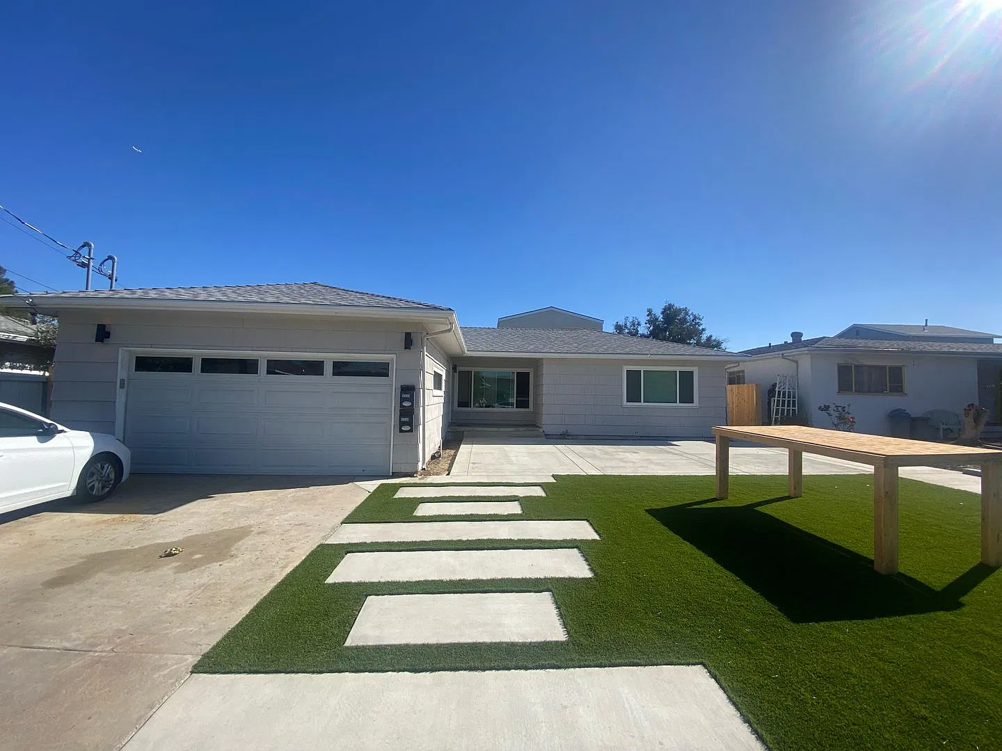 Large 4bd/2ba ! — Photo 1