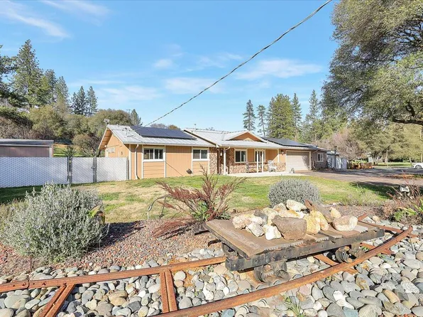 17068 Vintage Dr, Grass Valley, CA 95949