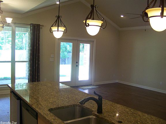 5th image of 132 Apple Blossom Cir