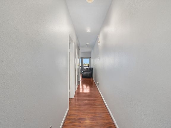 3rd image of 18809 Egret Bay Blvd APT 107