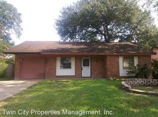 3732 Hemlock Ln, Orange, TX 77630