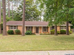 5616 Alta Dena St SW, Huntsville, AL 35802