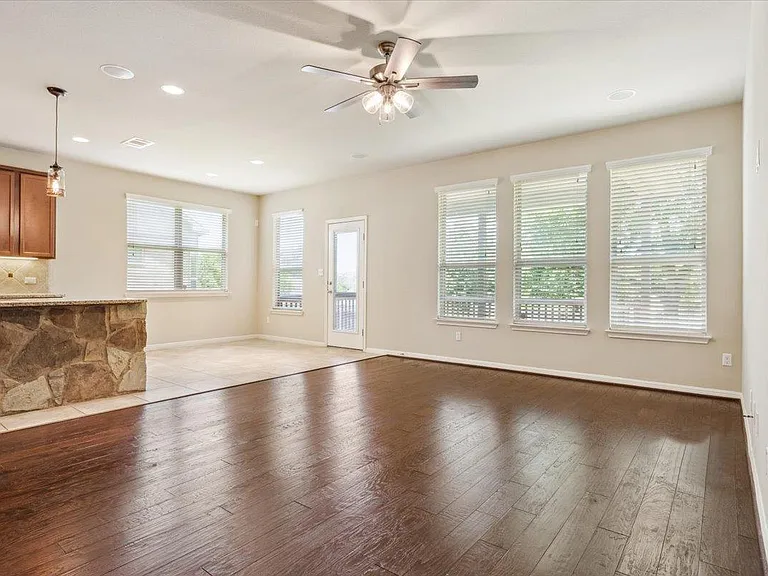 1013 Fred Couples Ct — Photo 12