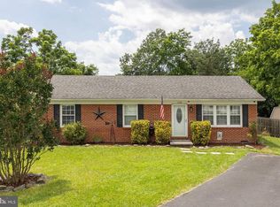 119 Summer Lake Dr, Stephens City, VA 22655