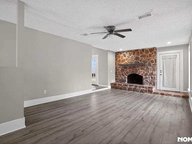 17805 Villa Way Dr — Photo 5
