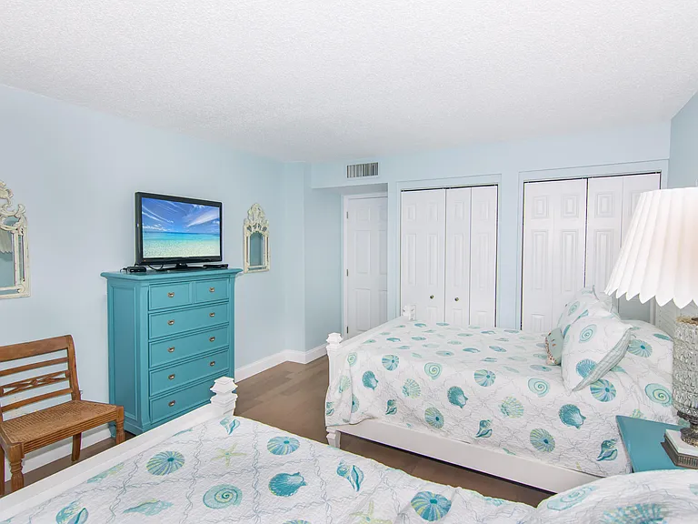 5600 N Flagler Dr #1404 — Photo 27