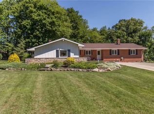 8915 Cranberry Ridge Dr, Broadview Heights, OH 44147