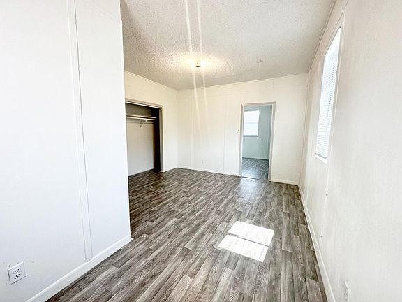 5th image of 329 E D Ave #A