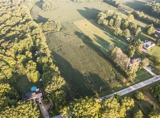 108 Stroup Rd, Atwater, OH 44201