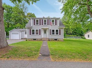 60 Chapel St, Shirley, MA 01464