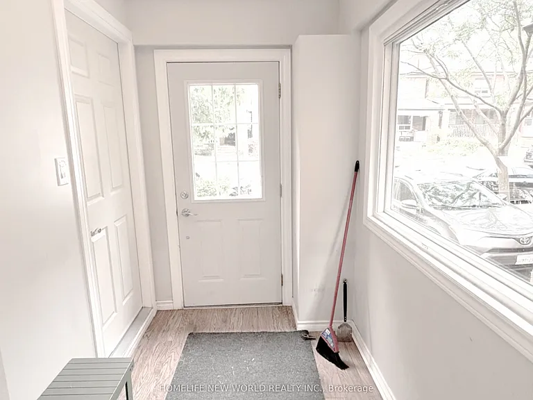 51 Parkdale Rd #2 — Photo 2