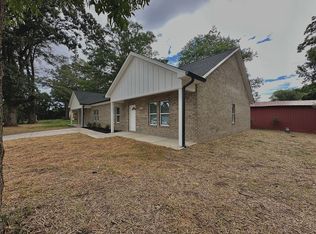 402 E Alabama Ave #B, Bessemer City, NC 28016