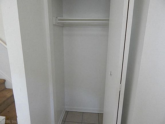 3rd image of 1029 Coastaway Dr