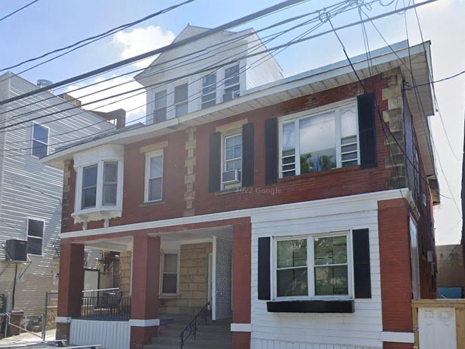 1st image of 1 S Allen St #1