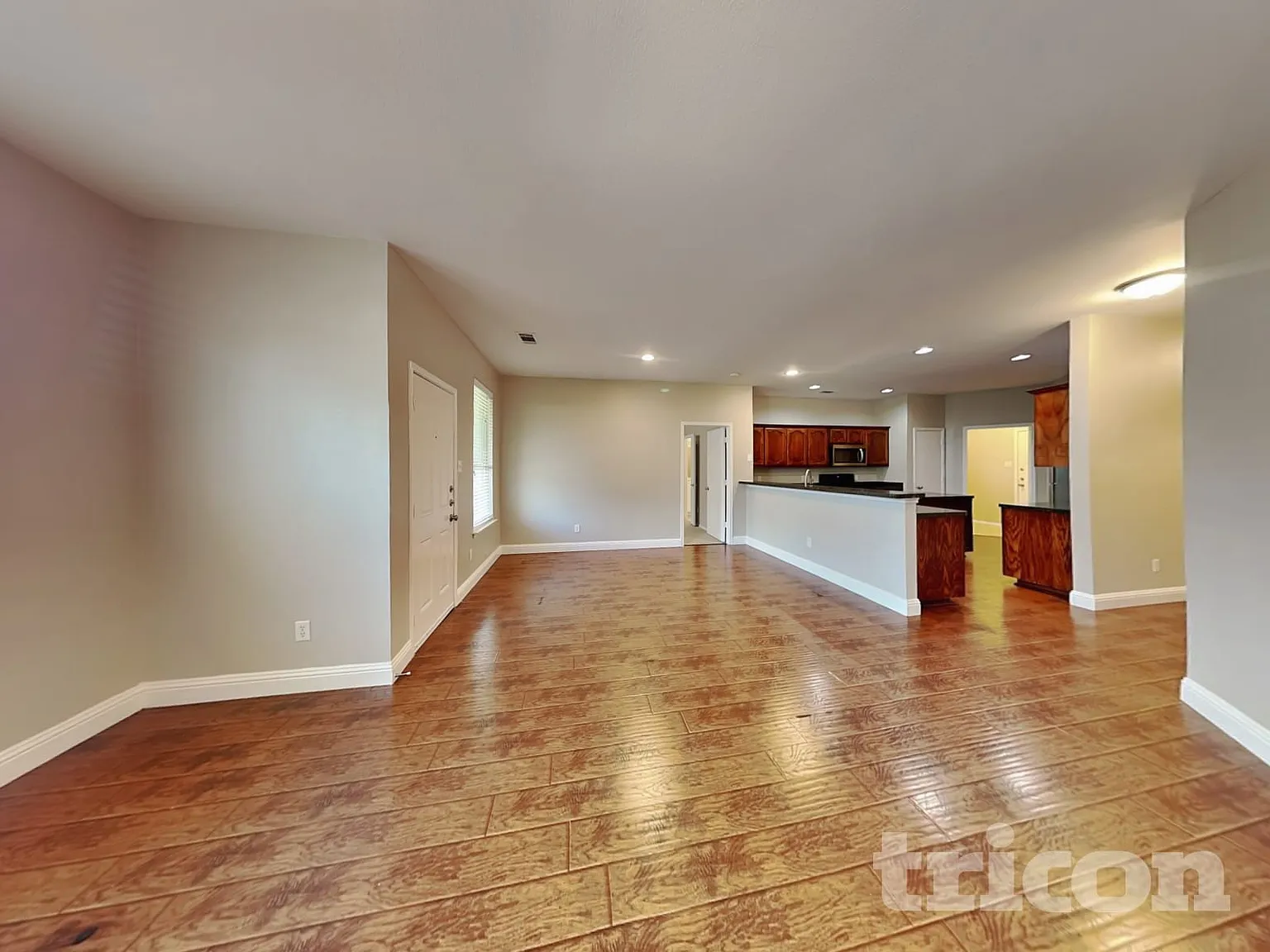 1132 Beaverwood Crowley TX — Photo 3