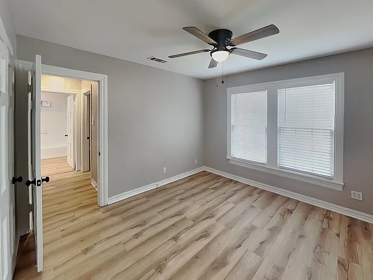 3113 Clary Ave — Photo 12