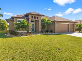 520 SE 16th Ter, Cape Coral, FL 33990