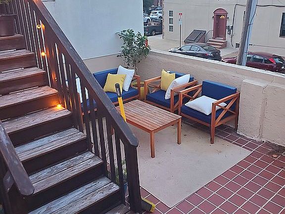 2nd floor deck over garage