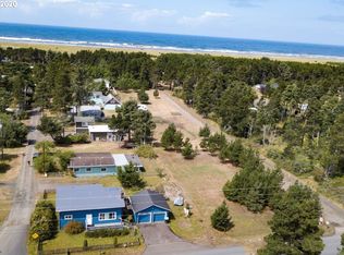 1405 202nd Ln, Ocean Park, WA 98640