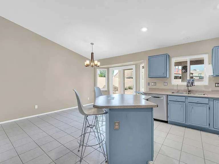 16916 E Alamosa Ave — Photo 5