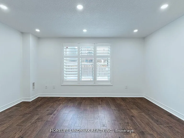61 Rumsey Rd — Photo 4