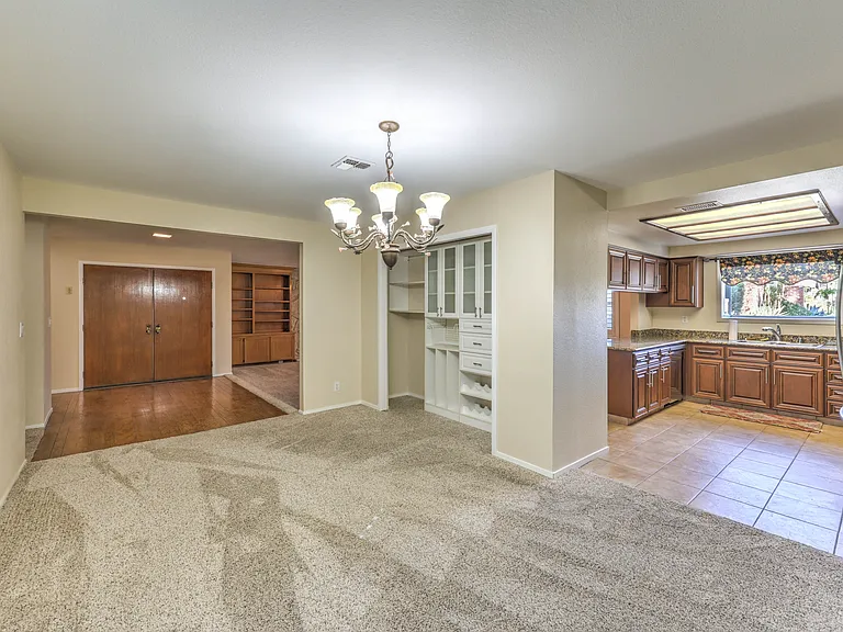 3953 Landsdown Pl — Photo 4