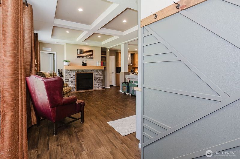 4th image of 5709 NE Woodburn Road