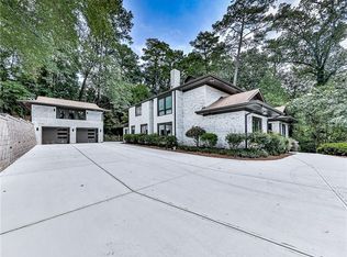 1075 Peachtree Battle Ave NW, Atlanta, GA 30327