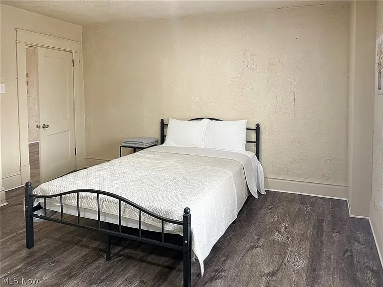 506 Woodlawn Rd #2 — Photo 3