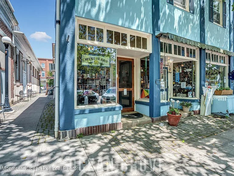 26 Atlantic Ave — Photo 56