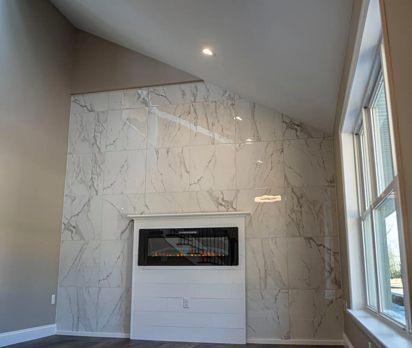 2 bed, 1016 sqft, $1,180 — Photo 2