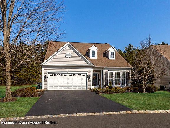 3rd image of 56 Chalfont Lane