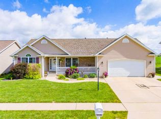 1421 Santa Fe Rd, Washington, IL 61571