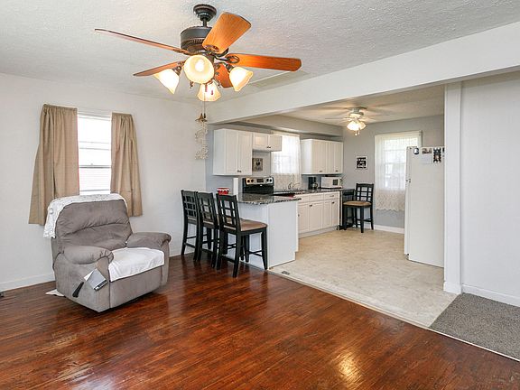 4th image of 3217 Donald Dr