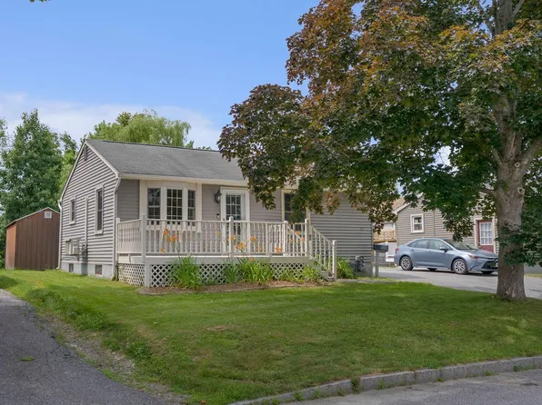 29 Lowell Street, Westbrook, ME 04092