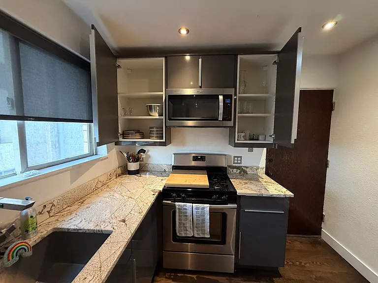 1100 Colorado Blvd #306 — Photo 6