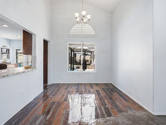 4th image of 27255 Echo Canyon Ct