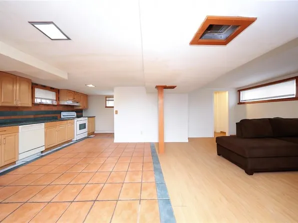 157 Exeter Street image 26 of 40