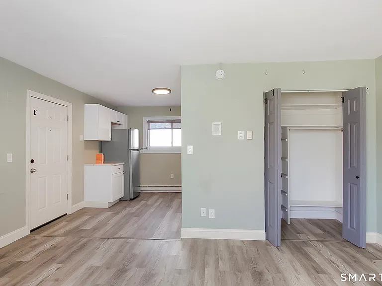 36 Woodbury Ave #2B — Photo 12