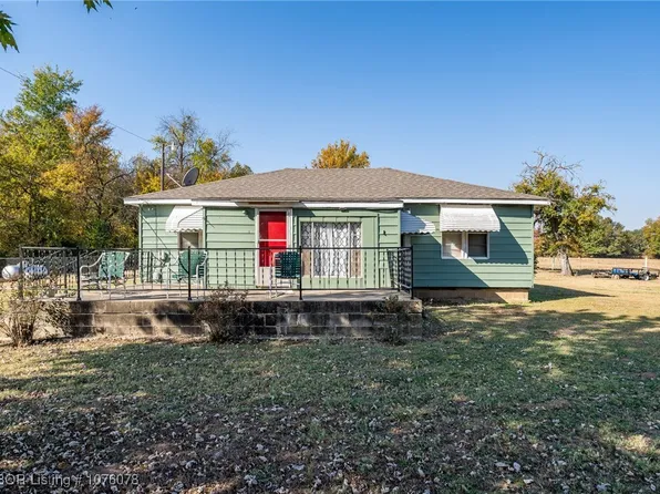 15745 Central St, Spiro, OK 74959