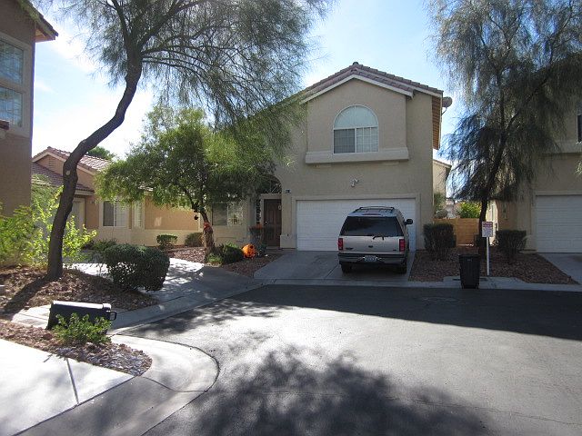 1st image of 2307 Crooked Creek Ave