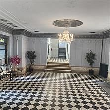 4th image of 590 Parkside Ave APT 3AW