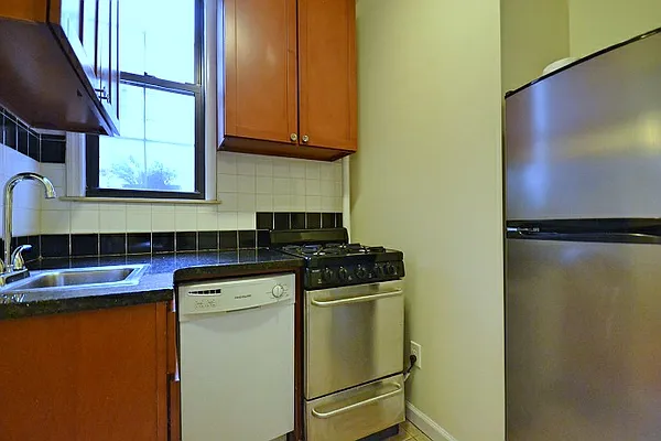 Rented by Bold New York | media 10