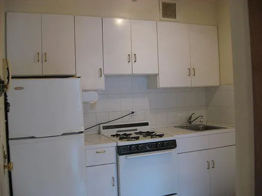 Rented by Ariela Heilman Real Estate | media 11