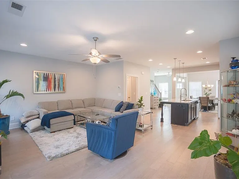 Sanford Dr NW — Photo 15