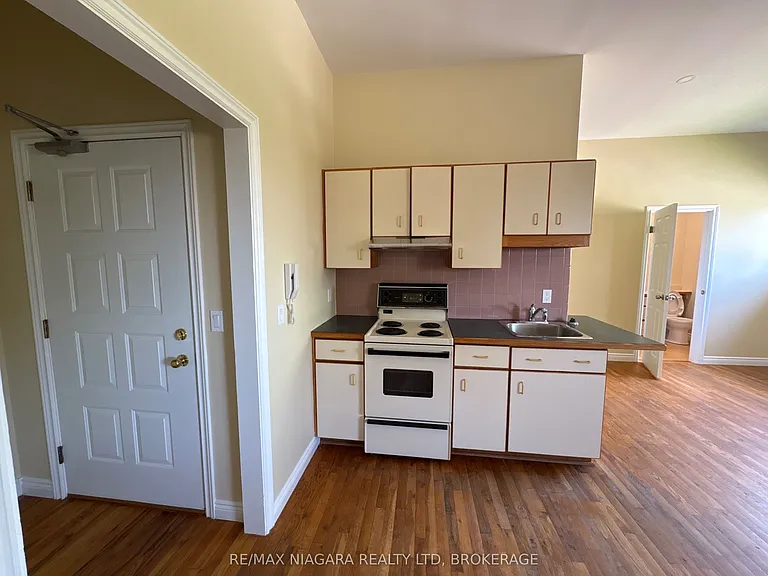 350 Walden Blvd #F — Photo 4